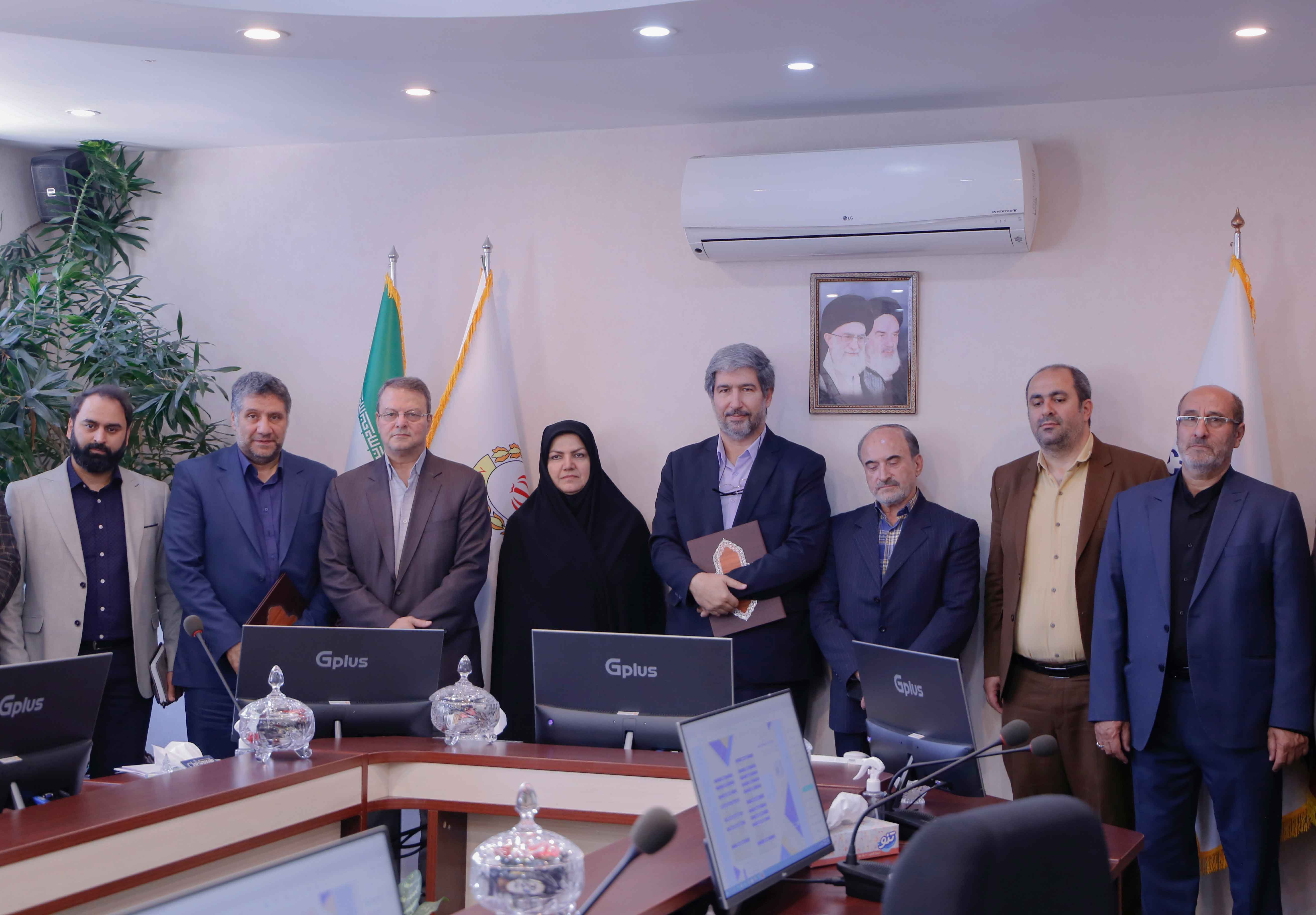 دیدار و نشست صمیمی مدیران شرکت پارس تکنولوژی سداد با جناب آقای دکتر نامی و هیات مدیره مجمع خیرین سلامت استان تهران
